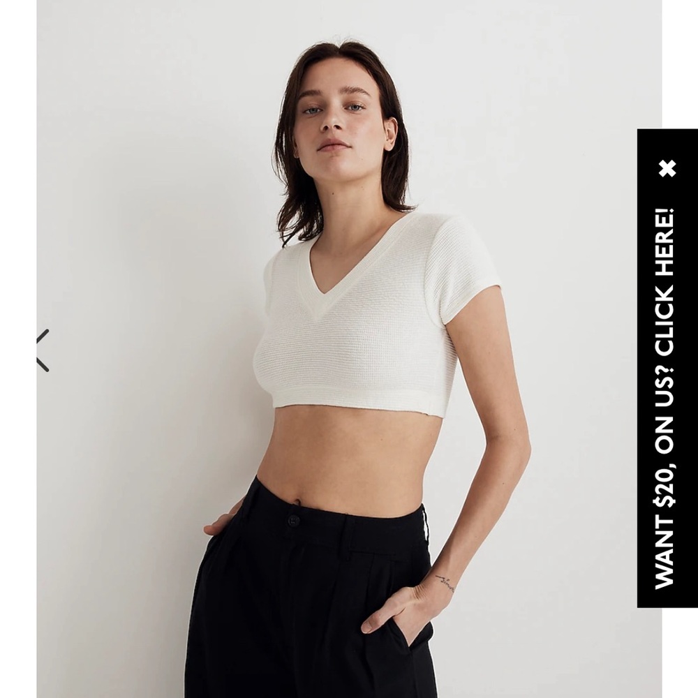 🔴 Madewell v neck crop
